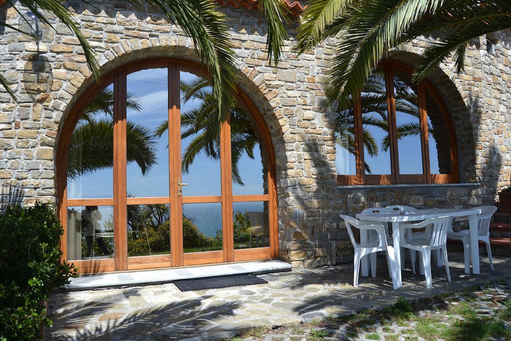 Le Terrazze Appartamenti Vacanze Sanremo Bilik gambar