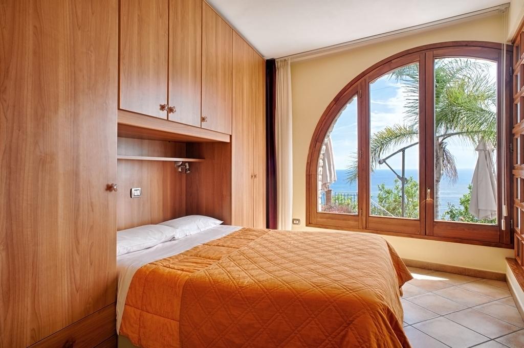 Le Terrazze Appartamenti Vacanze Sanremo Luaran gambar