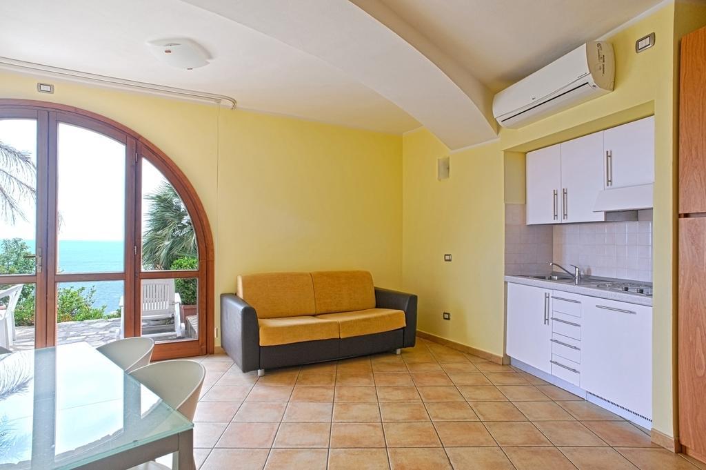 Le Terrazze Appartamenti Vacanze Sanremo Luaran gambar