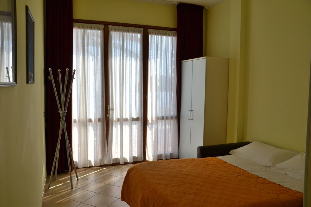 Le Terrazze Appartamenti Vacanze Sanremo Luaran gambar